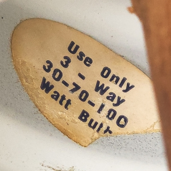 Vintage Toleware Ivory & Black Tole Metal & Glass Chimney Electric Desk Lamp 16" - Picture 12 of 13